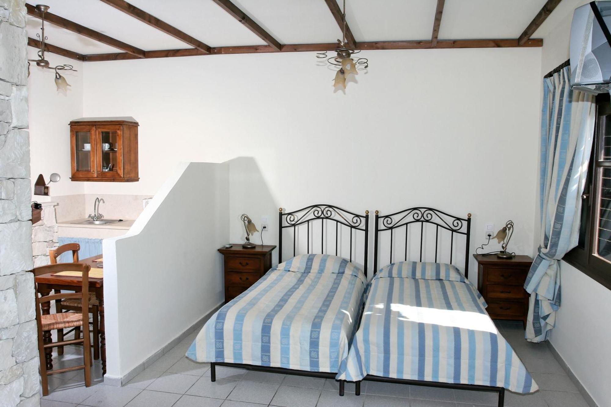 Villa Andreas กูเวส ภายนอก รูปภาพ
